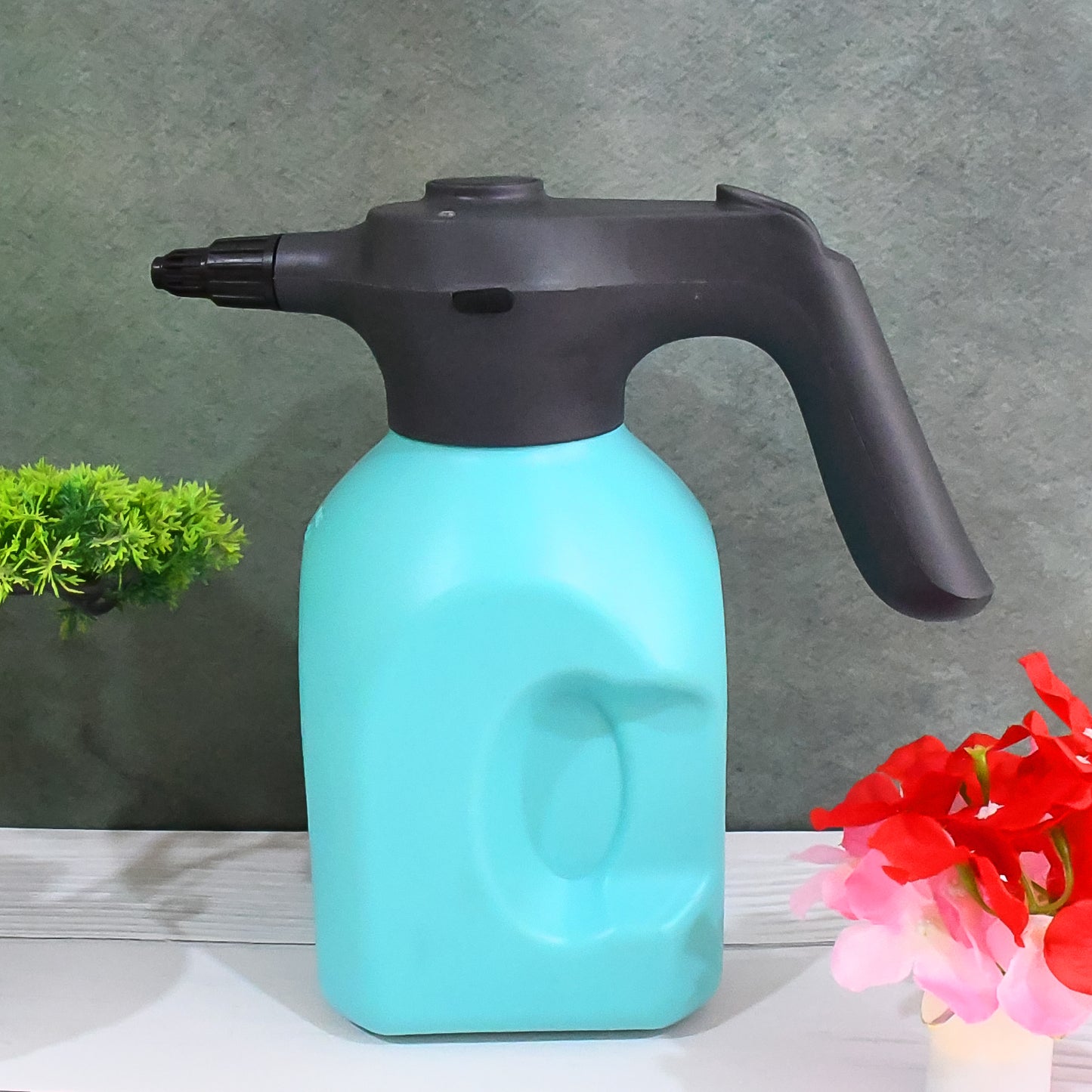Electric Spray Bottle Garden Sprayer Automatic Watering Can (1pc 2ltr.)