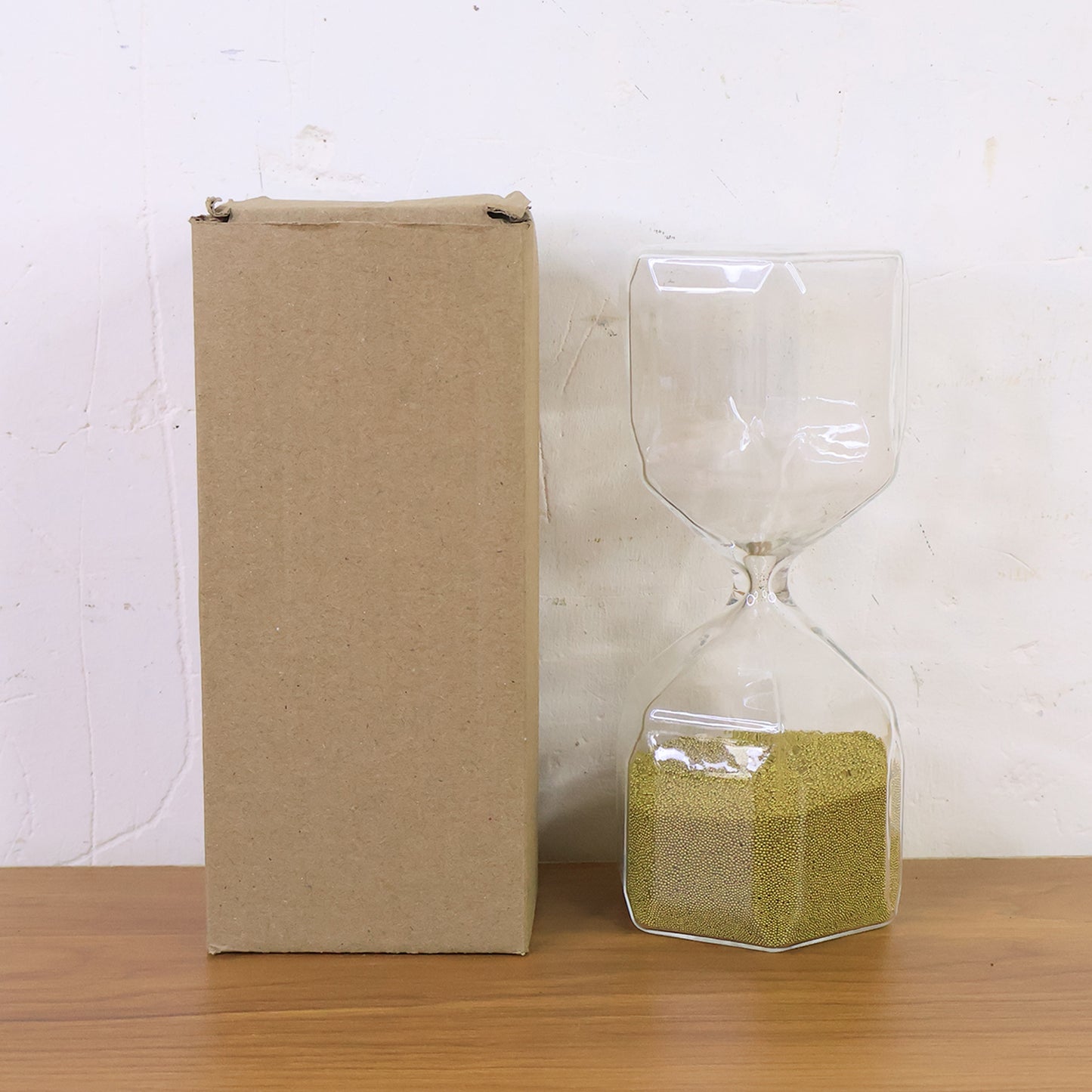 Faceted Glass Hourglass Sand Timer - (1 Pc 4 Minutes Approx Time)