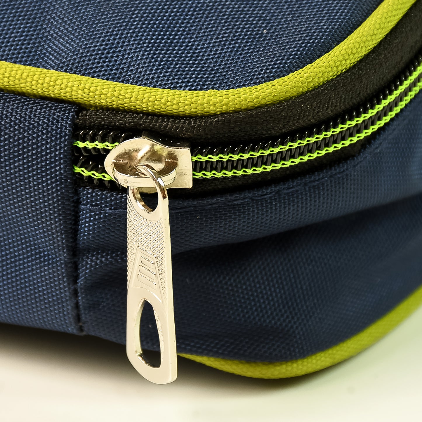 Bite Lunch Box With Insulated Fabric Lunch Bag Plastic Spoon Fork