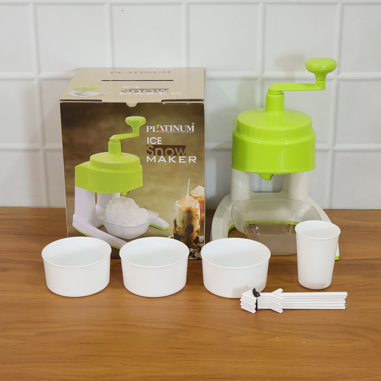 Manual Hand Crank Ice Crusher Snow Maker Machine (1 Set Mix Color)