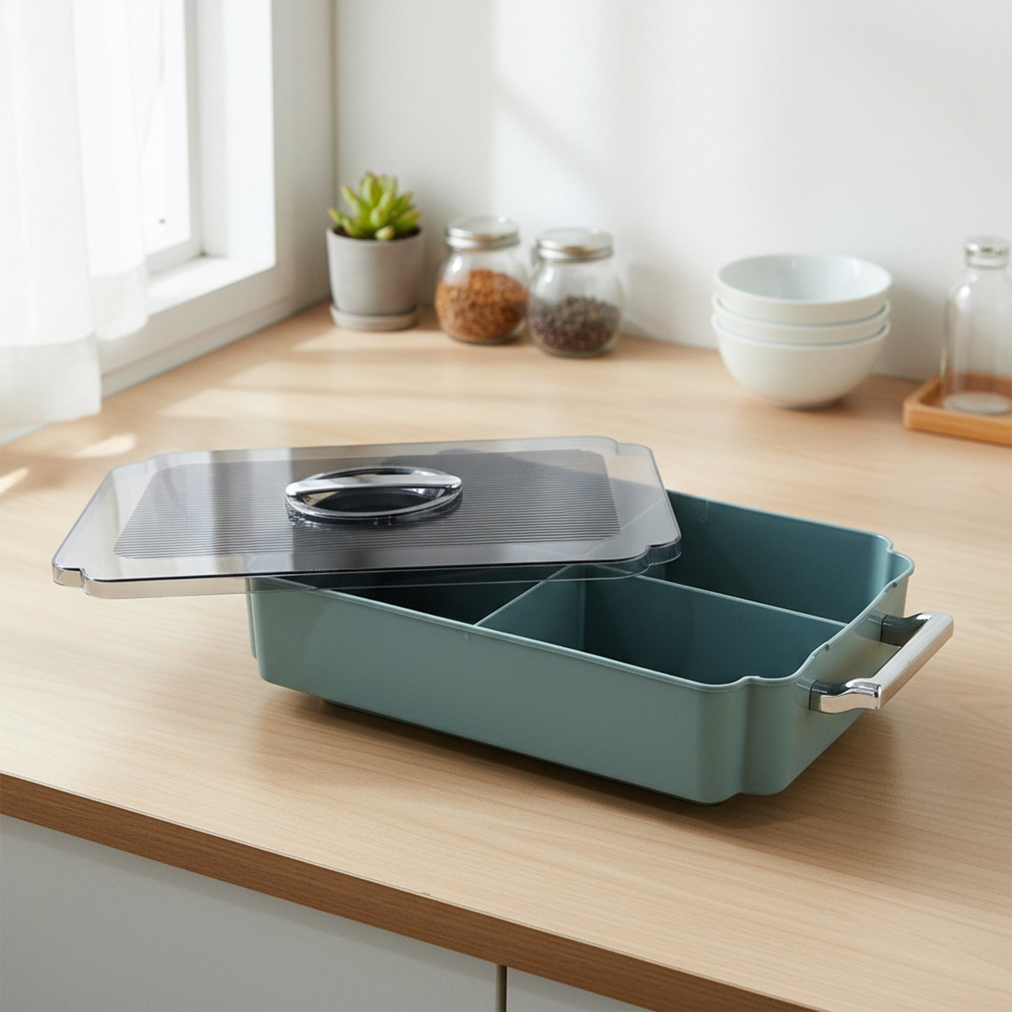 4 Compartment Multipurpose Plastic Food Storage Container (1 Pc)